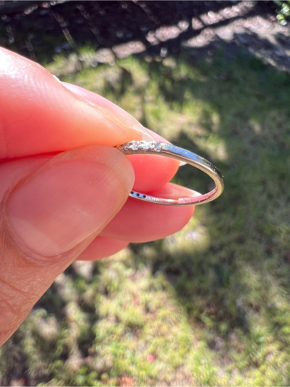 18k White Gold Diamond Petite Ring - Picture 3 of 5